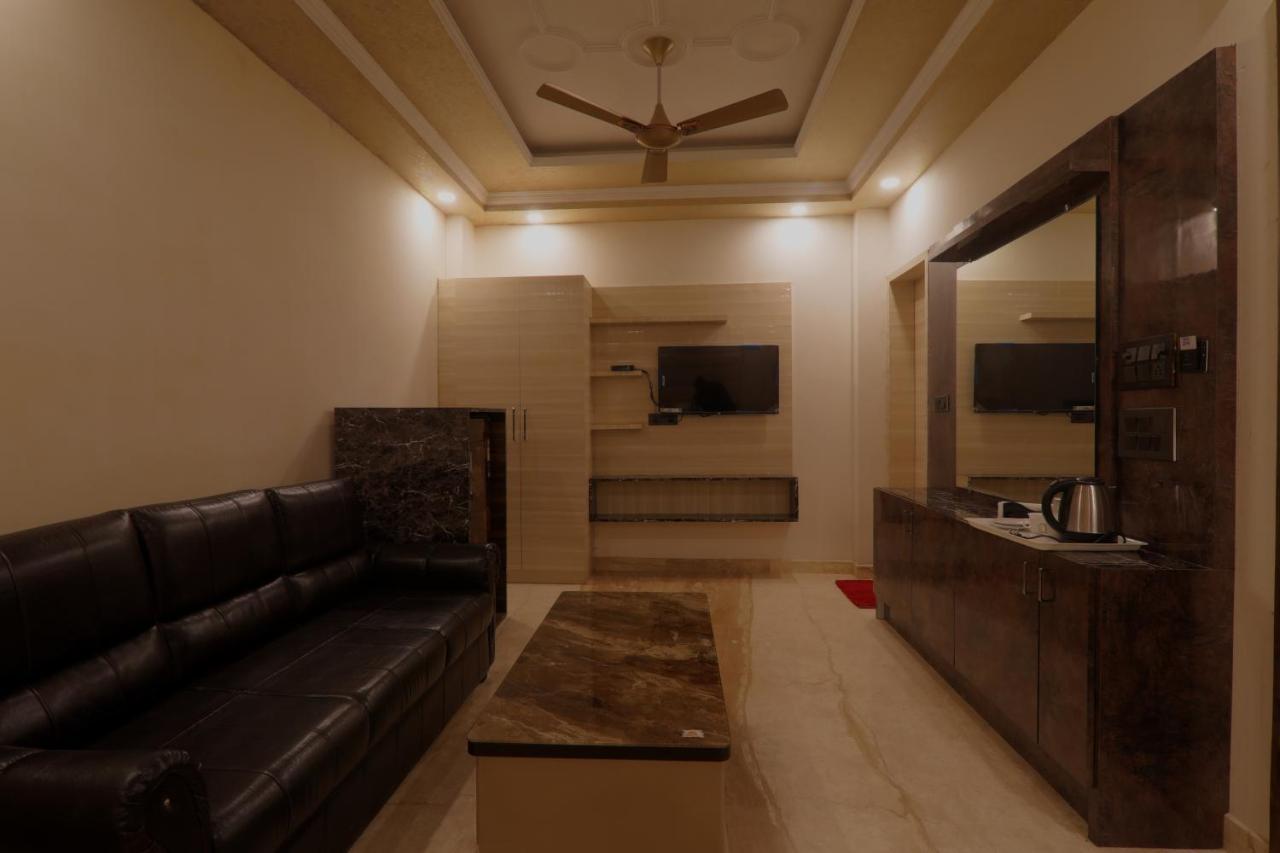 Shri Tirupati Residency Hotel Lucknow Exterior photo