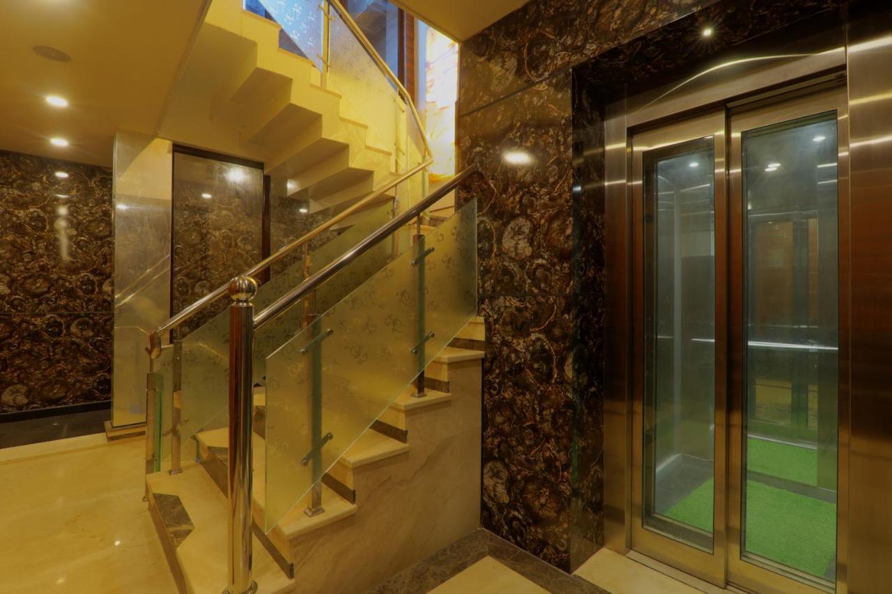 Shri Tirupati Residency Hotel Lucknow Exterior photo